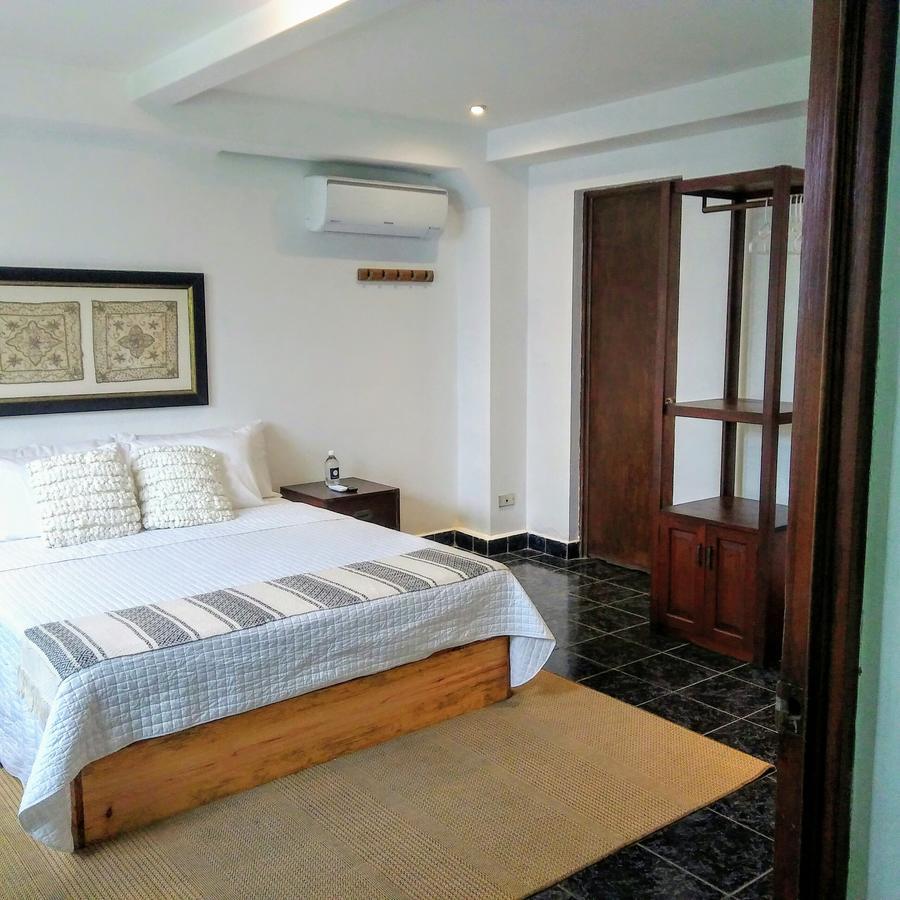 Cinco Hotel B&B Сан Салвадор Екстериор снимка