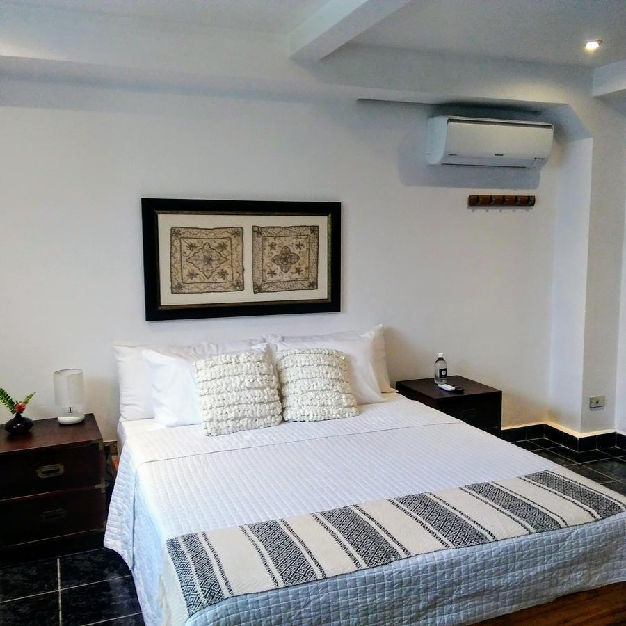 Cinco Hotel B&B Сан Салвадор Екстериор снимка