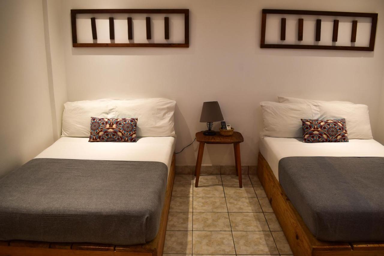 Cinco Hotel B&B Сан Салвадор Екстериор снимка